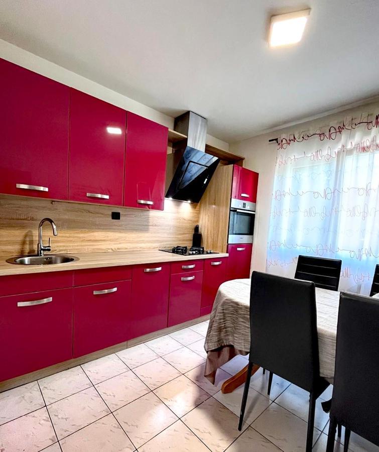 Luana Lux Apartment Пула Екстер'єр фото
